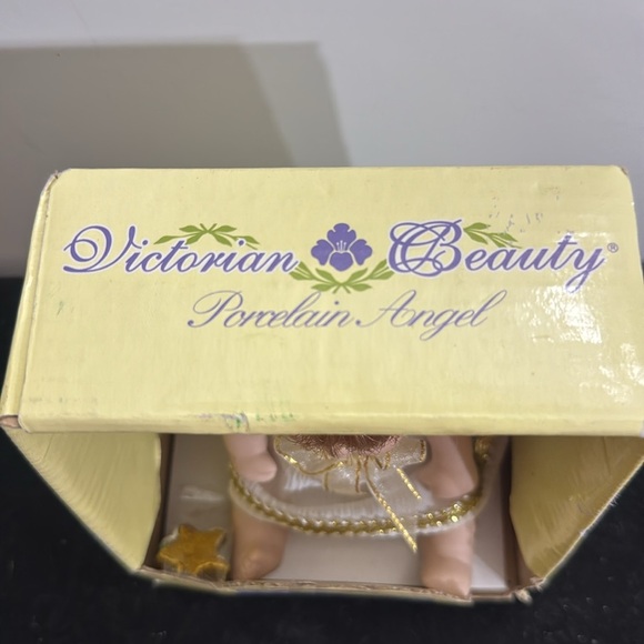 BISQUE PORCELAIN ANGEL DOLLS "VICTORIAN BEAUTY" BRUNETTE WITH WHITE & GOLD DRESS - Picture 2 of 6